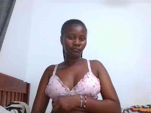 Wetpussieyy webcam