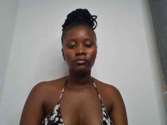 Wetpussieyy webcam