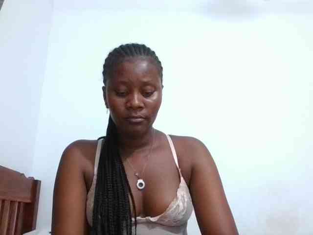 Wetpussieyy webcam