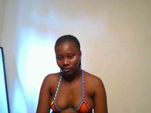 Wetpussieyy webcam