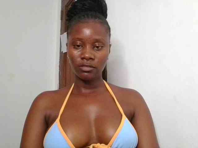 Wetpussieyy webcam