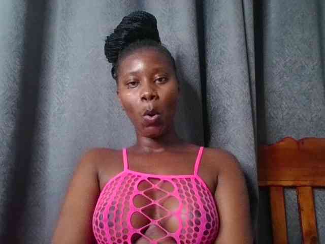 Wetpussieyy webcam