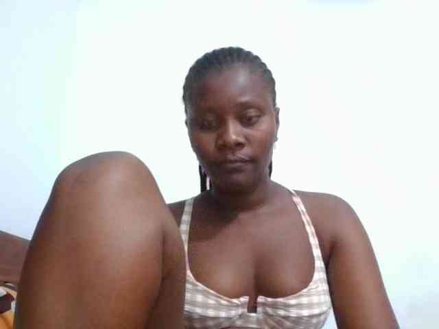 Wetpussieyy webcam