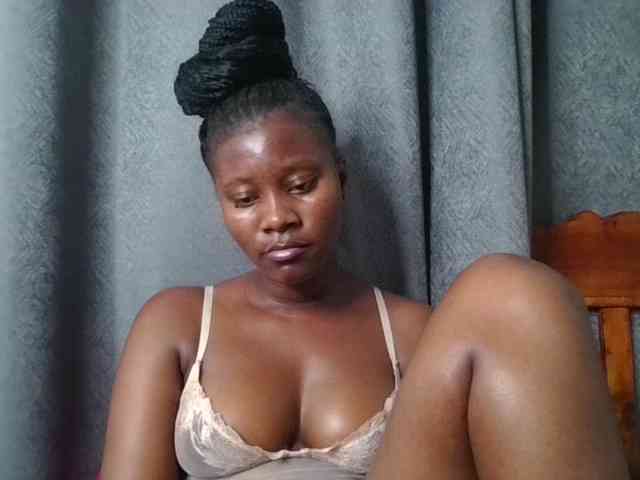 Wetpussieyy webcam