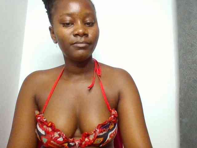 Wetpussieyy webcam