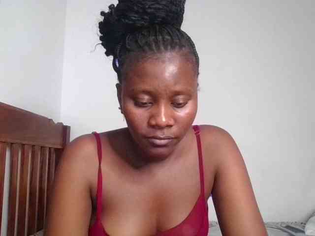 Wetpussieyy webcam