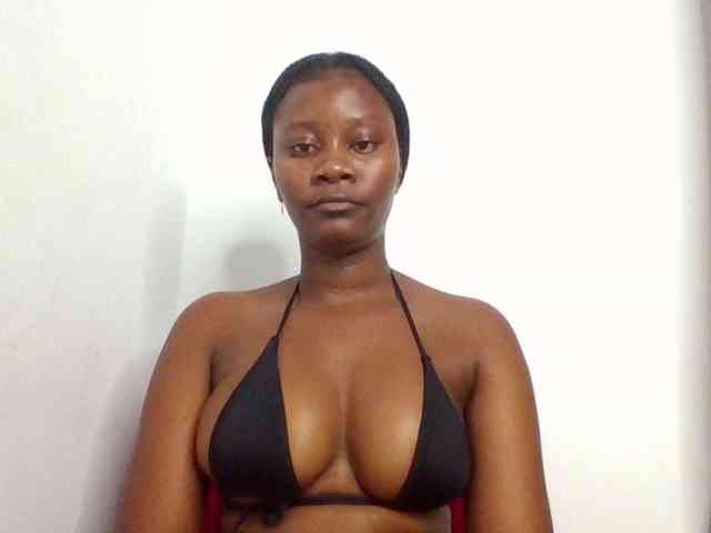 Wetpussieyy webcam