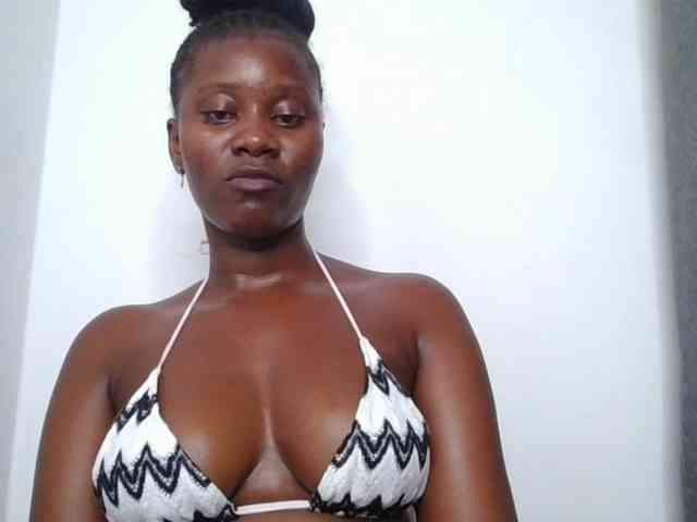 Wetpussieyy webcam