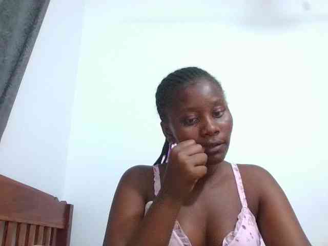 Wetpussieyy webcam
