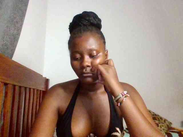 Wetpussieyy webcam