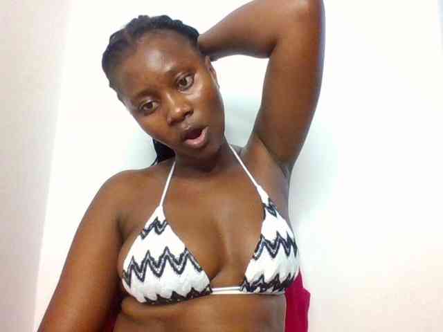 Wetpussieyy webcam