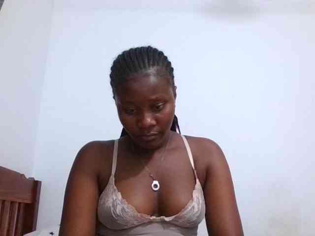 Wetpussieyy webcam