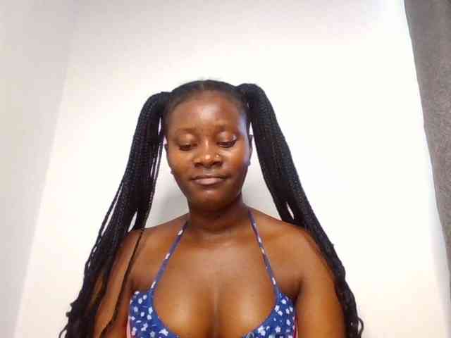 Wetpussieyy webcam