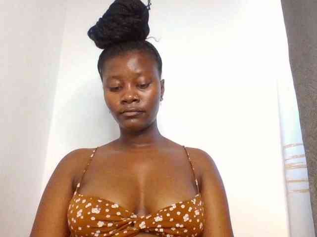 Wetpussieyy webcam