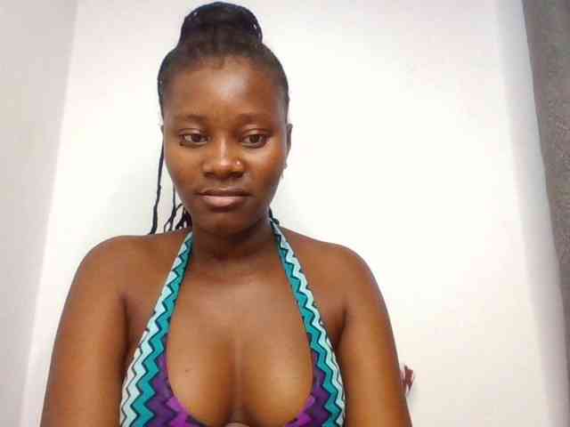 Wetpussieyy webcam