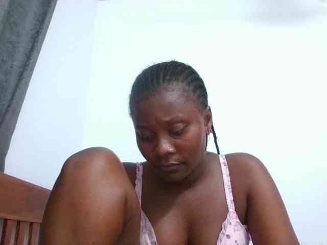 Wetpussieyy webcam