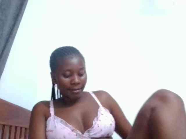 Wetpussieyy webcam