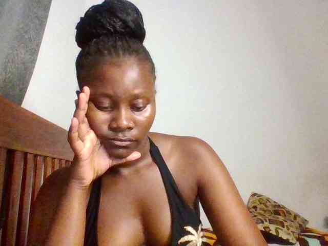 Wetpussieyy webcam