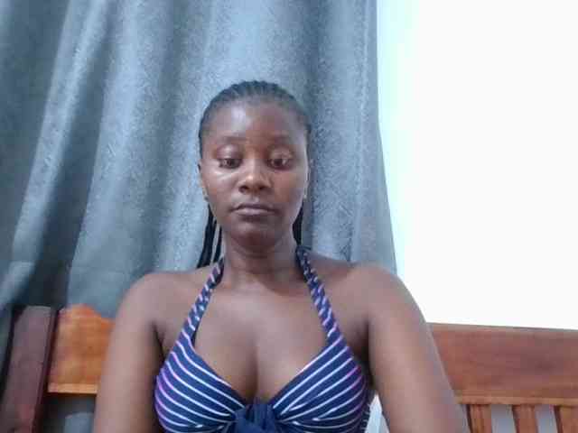Wetpussieyy webcam