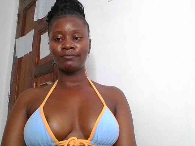 Wetpussieyy webcam