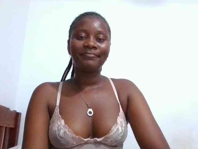 Wetpussieyy webcam