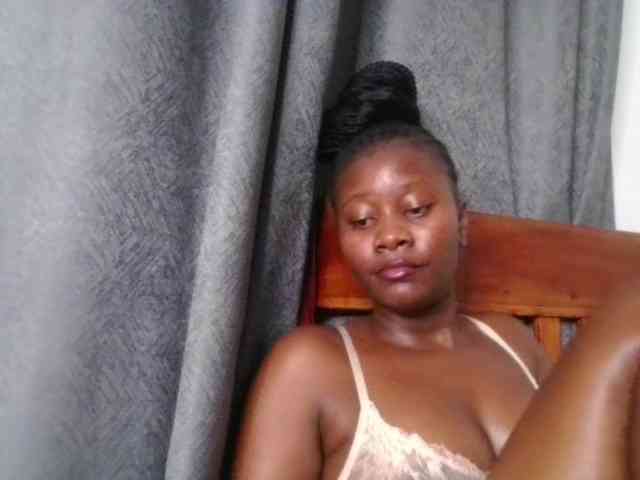 Wetpussieyy webcam