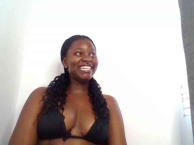 Wetpussieyy webcam