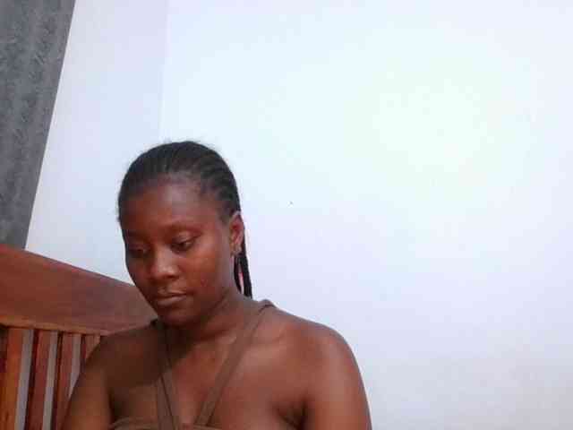 Wetpussieyy webcam