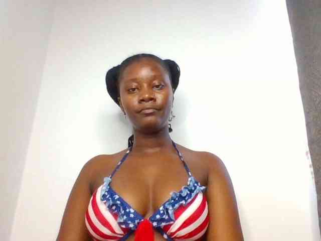 Wetpussieyy webcam