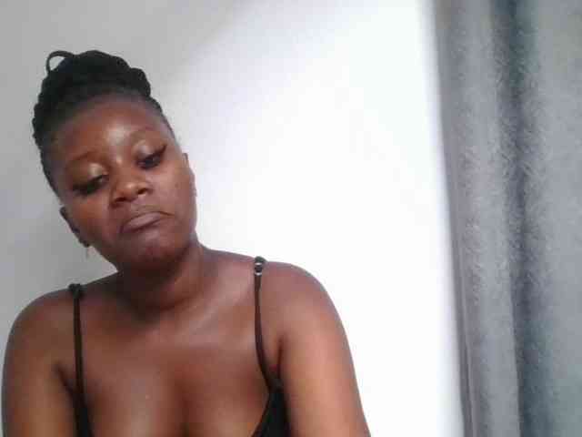 Wetpussieyy webcam