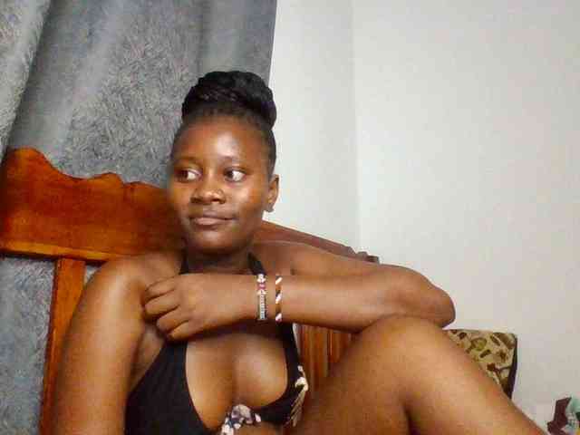 Wetpussieyy webcam