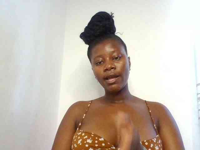 Wetpussieyy webcam