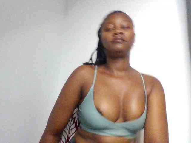 Wetpussieyy webcam