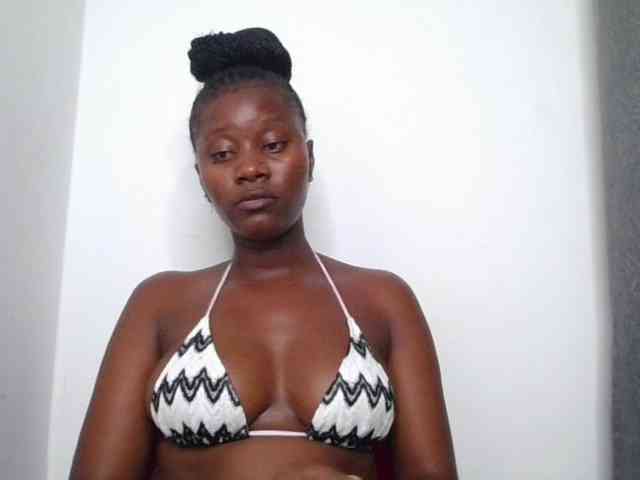 Wetpussieyy webcam