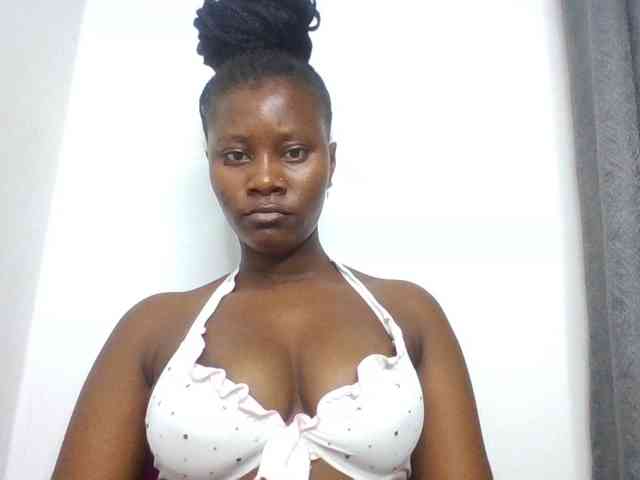 Wetpussieyy webcam