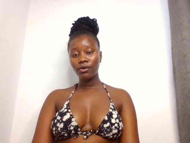Wetpussieyy webcam