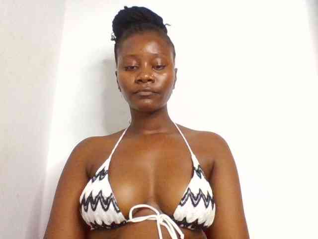 Wetpussieyy webcam