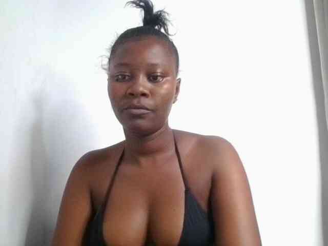 Wetpussieyy webcam