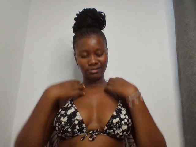 Wetpussieyy webcam