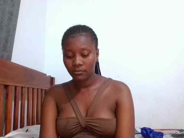 Wetpussieyy webcam