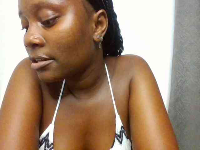 Wetpussieyy webcam