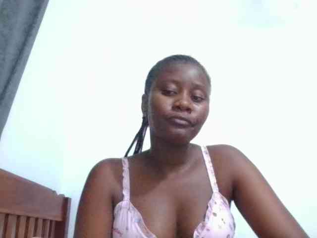 Wetpussieyy webcam