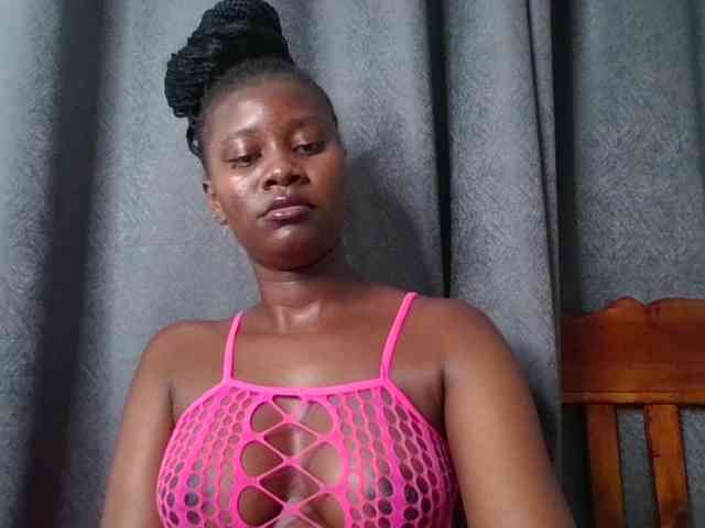 Wetpussieyy webcam