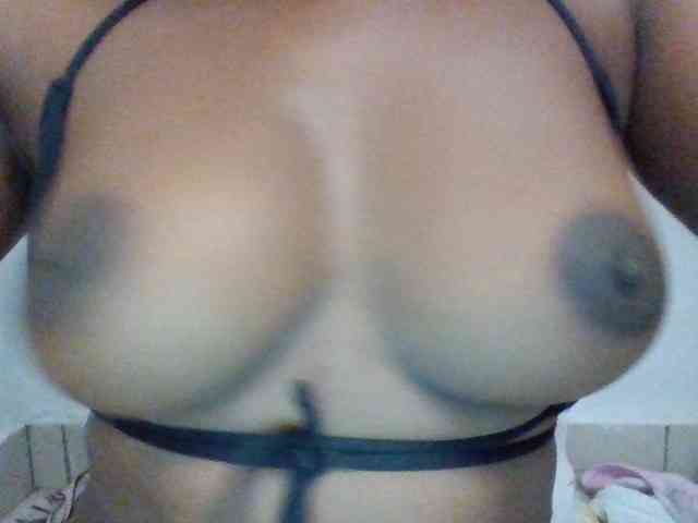 Wetpussieyy webcam
