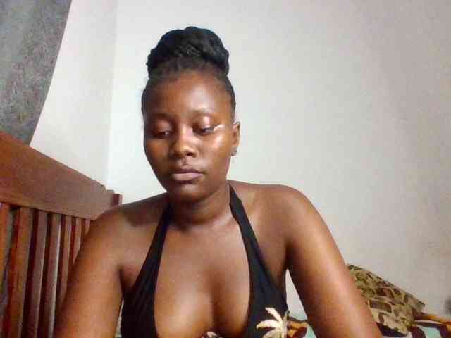 Wetpussieyy webcam