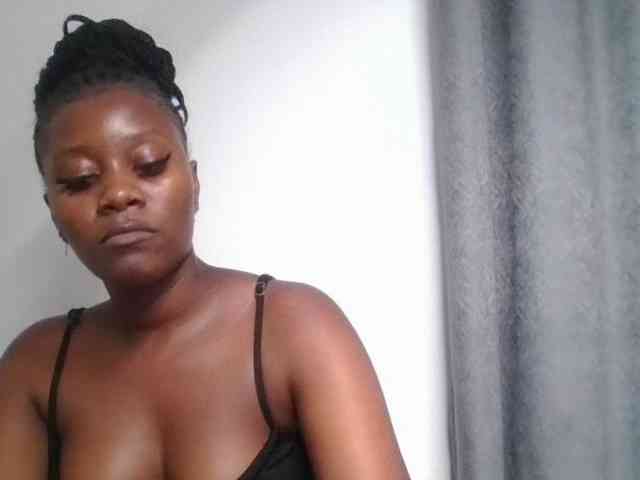 Wetpussieyy webcam