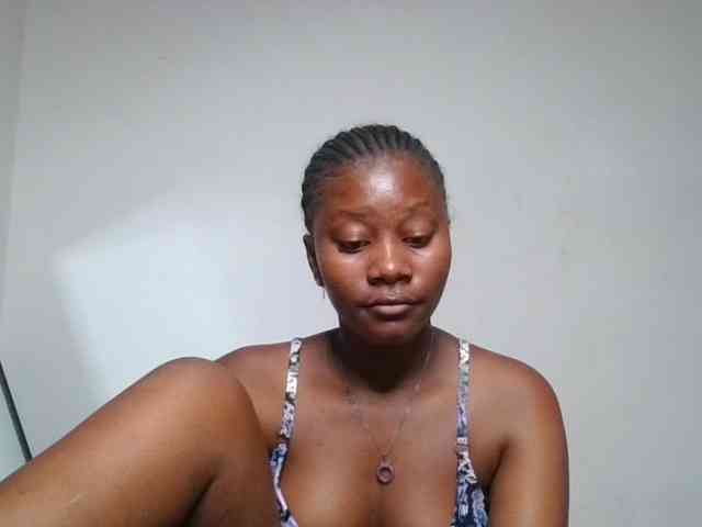 Wetpussieyy webcam
