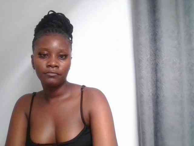 Wetpussieyy webcam