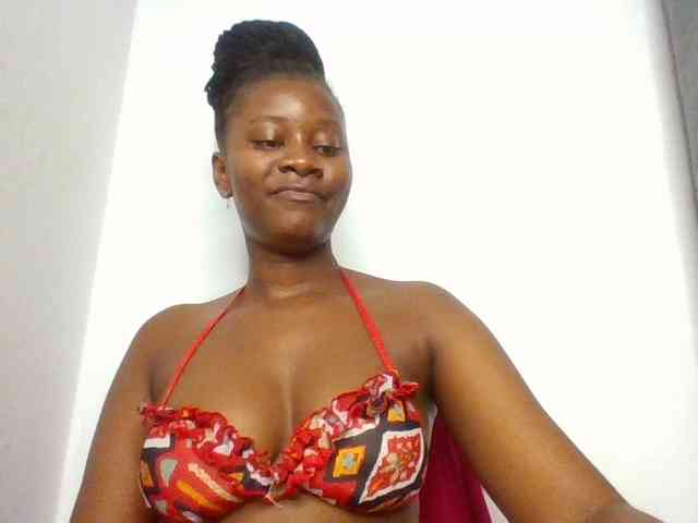 Wetpussieyy webcam