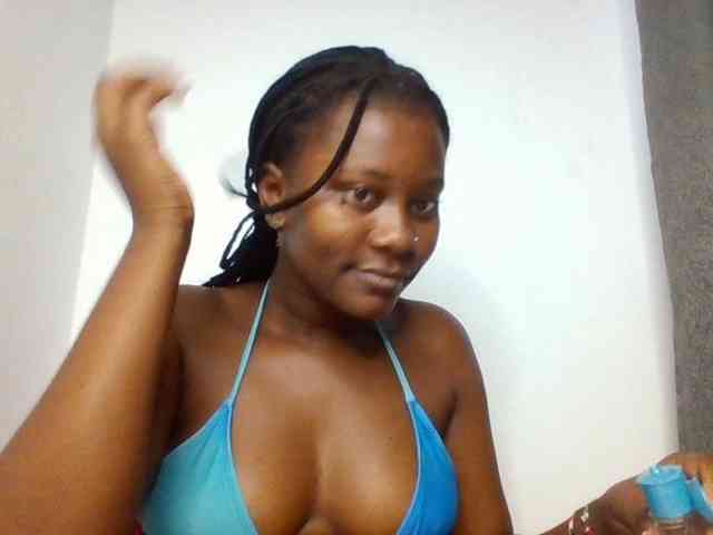 Wetpussieyy webcam